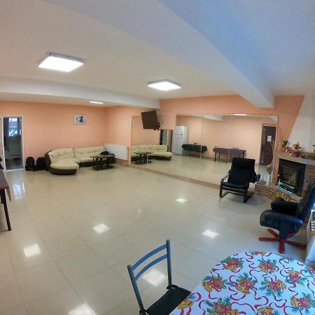 Anuta Hotel Breaza  Luaran gambar