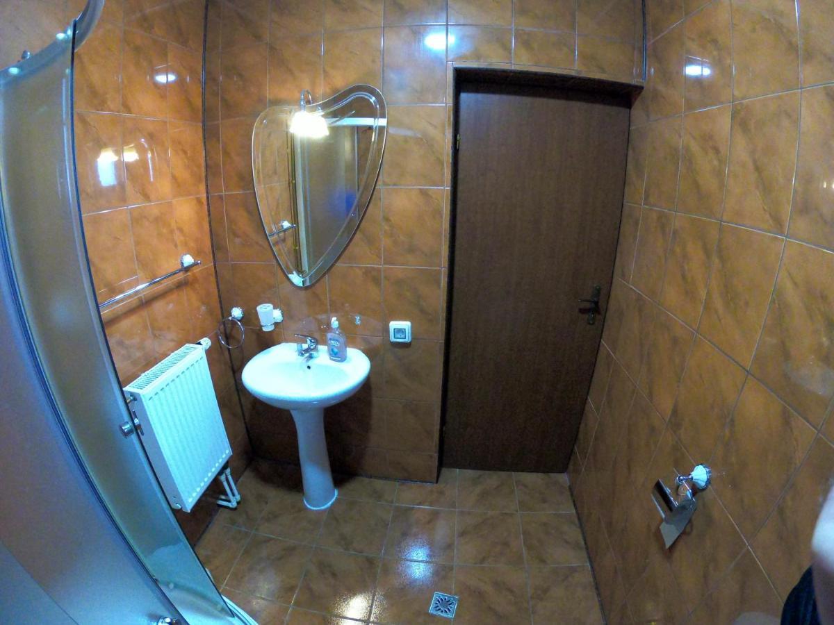 Anuta Hotel Breaza  Luaran gambar
